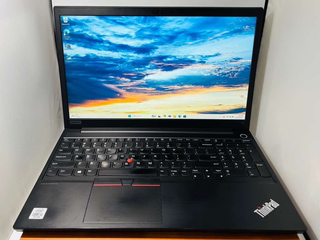 Lenovo E15 Gen 2 Core i5-10th gen 8GB 256GB Windows 11 pro