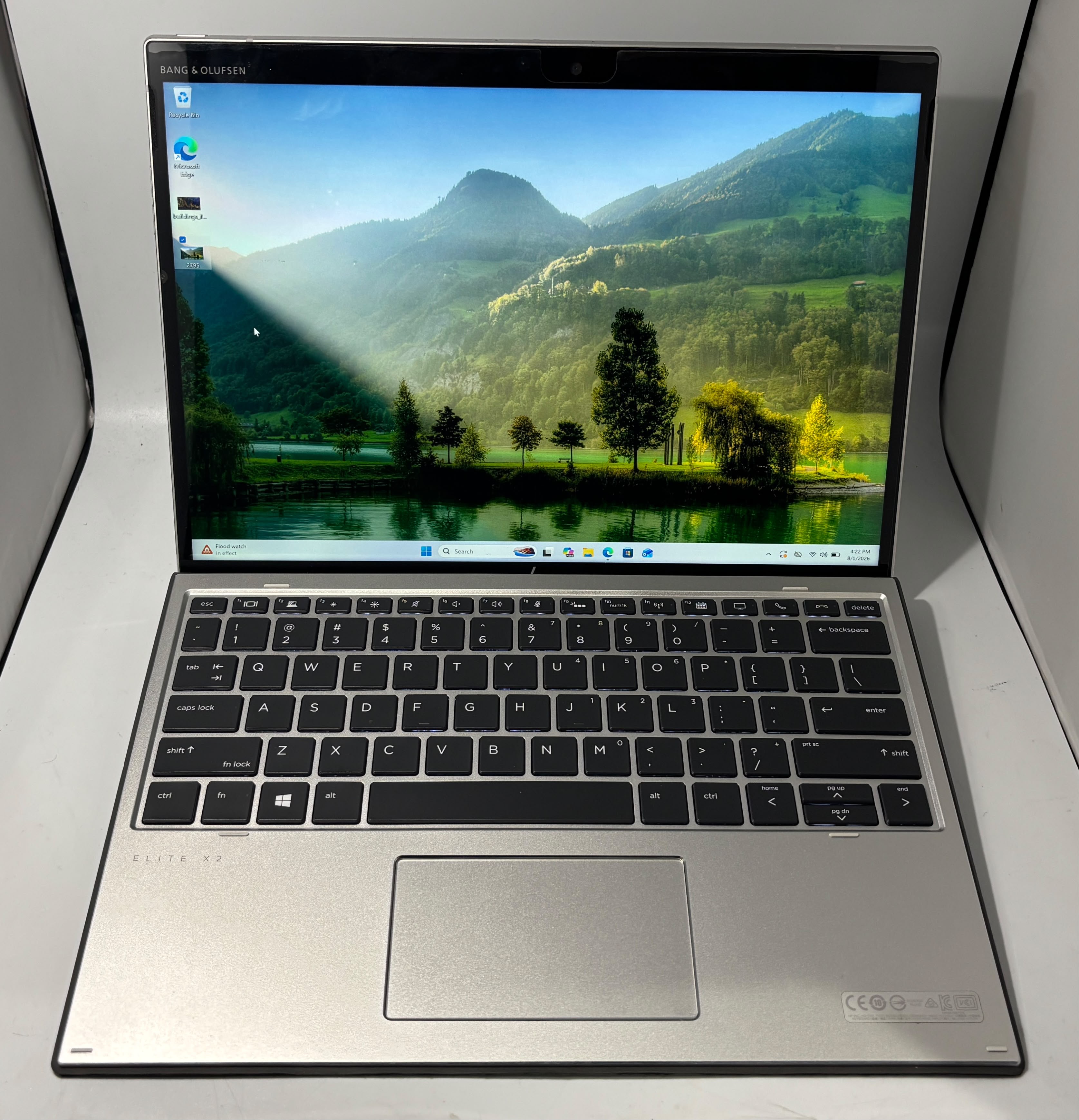 HP Elite X2 G4 Touchscreen Core i5-8265u 8GB 256GB Windows 11 Tablet//Laptop