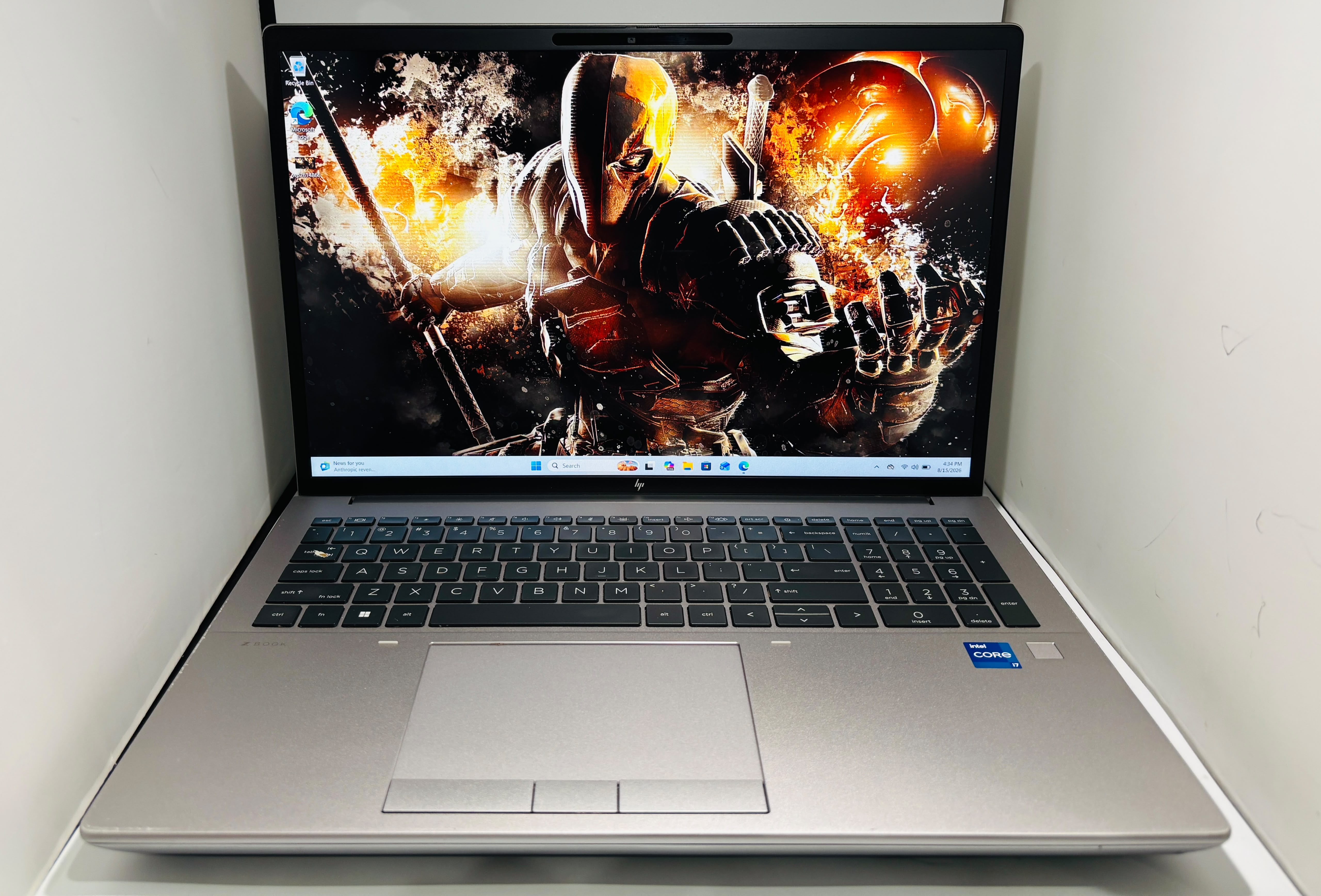 HP ZBOOK Fury G10 16” Core i7-13700HX 32GB 1TB NVIDIA RTX 2000 ADA 8GB VRAM Gaming//Workstation laptop