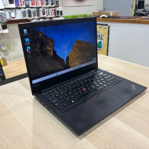 Lenovo E14 14” Core i5-10210u 8GB 256GB SSD Windows 11 PRO