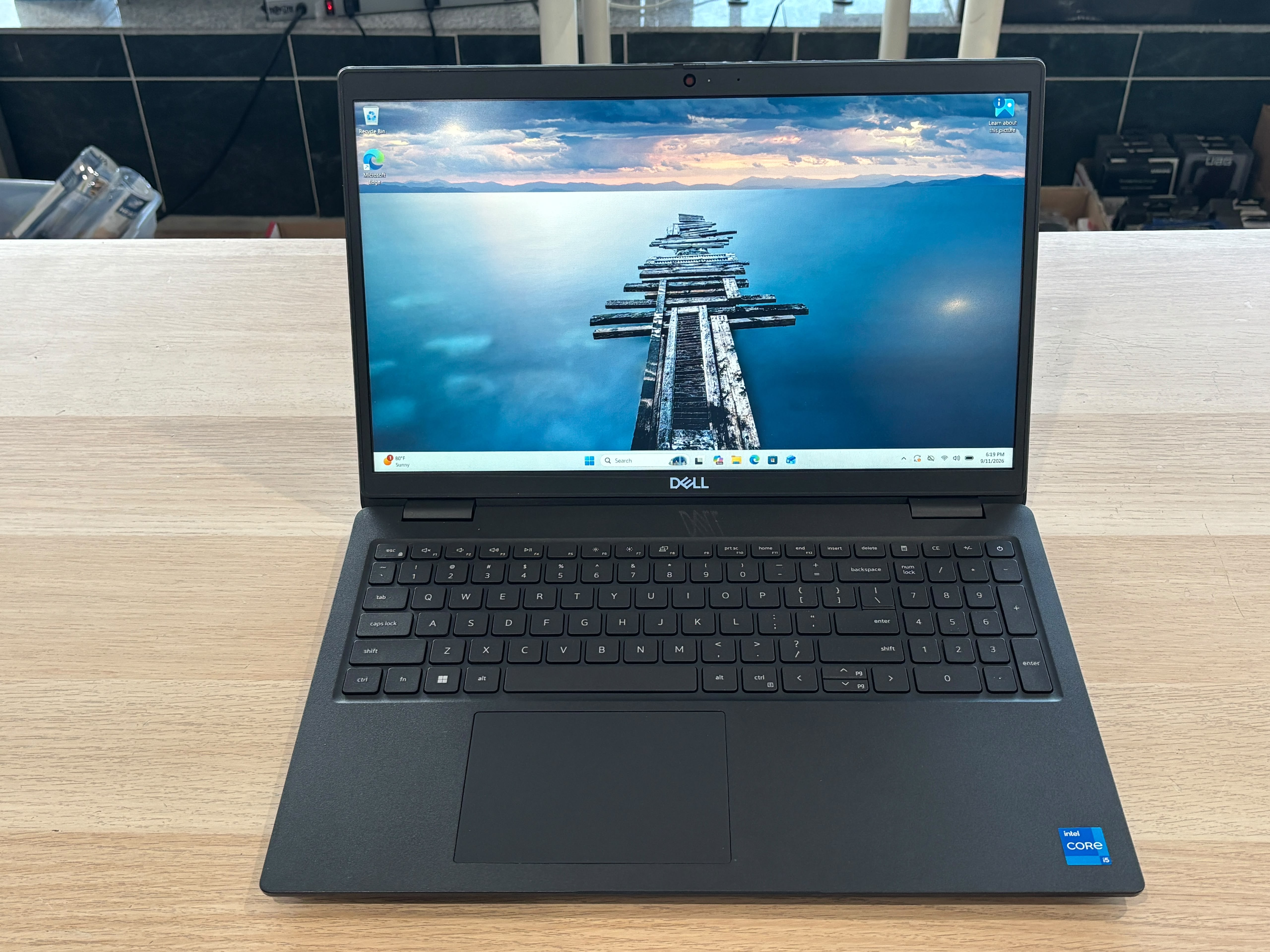 DELL LATITUDE 3520 15.6” i5-1135G7 2.40Ghz 8GB 256GB SSD Windows 11 PRO