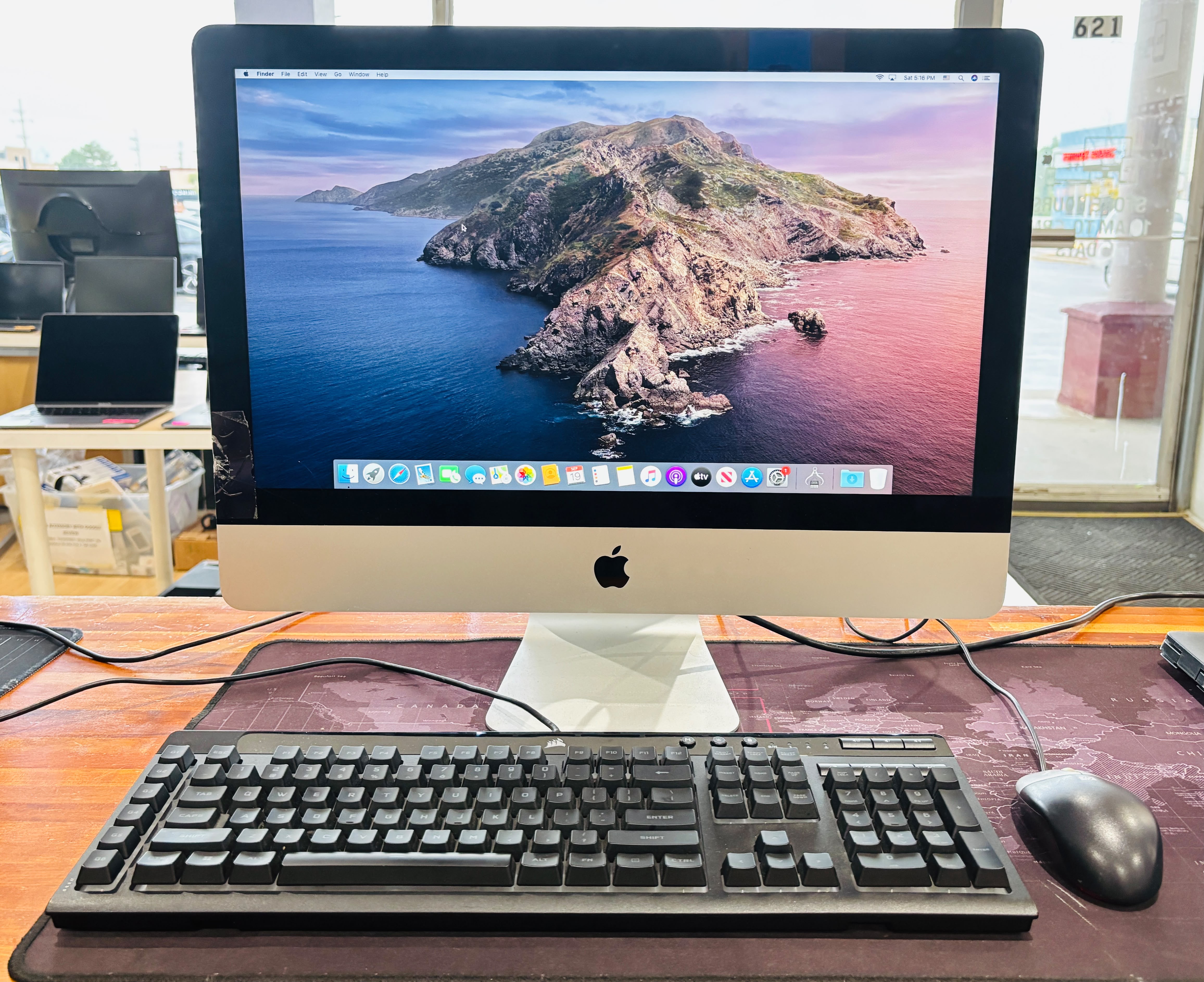 Apple IMAC 21” 2013 i5 8GB 1TB -Crack Glass Fully Functional
