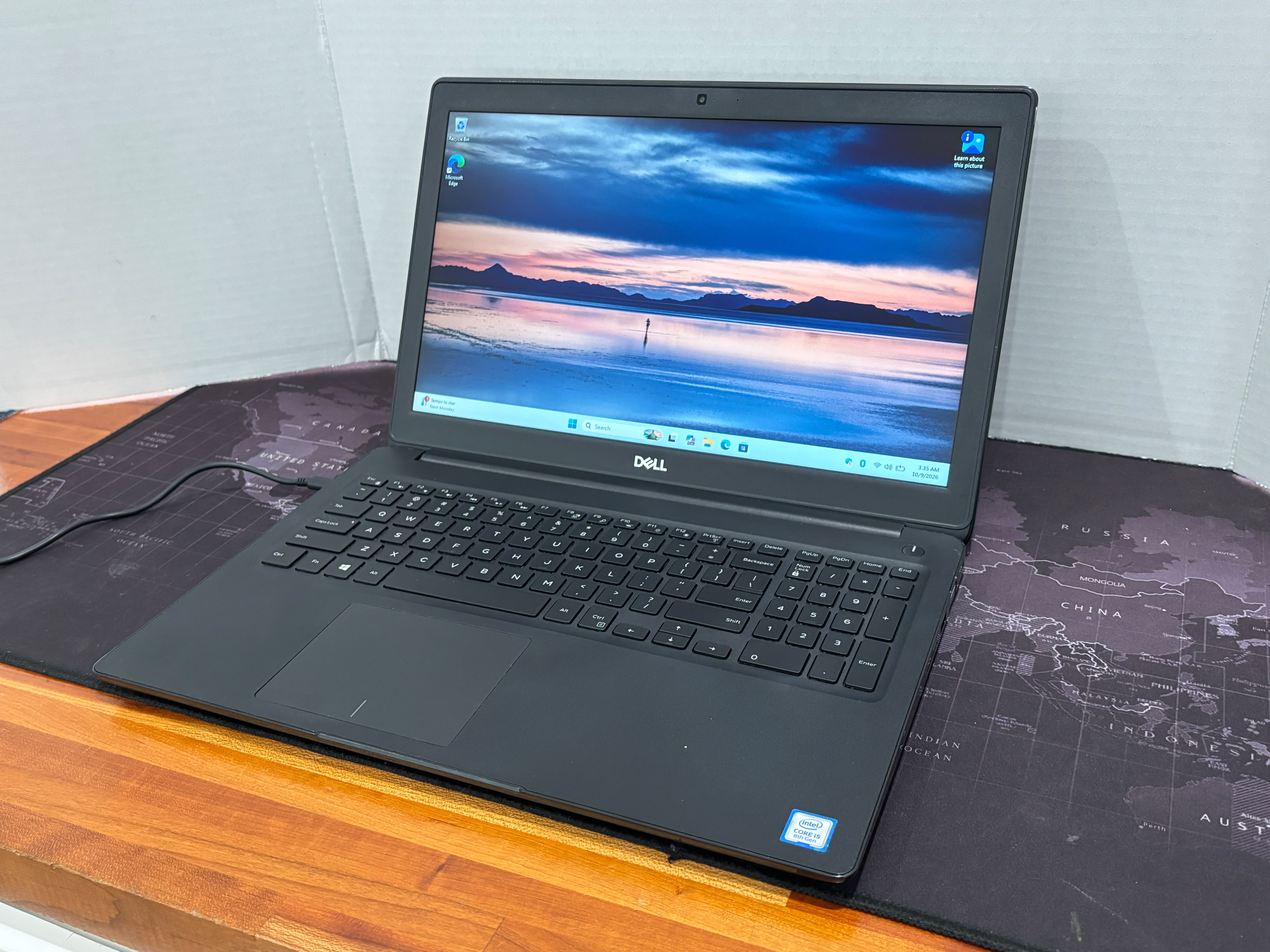 DELL LATITUDE 3500 15.6” Core i5-8265u 8GB 256GB SSD Windows 11