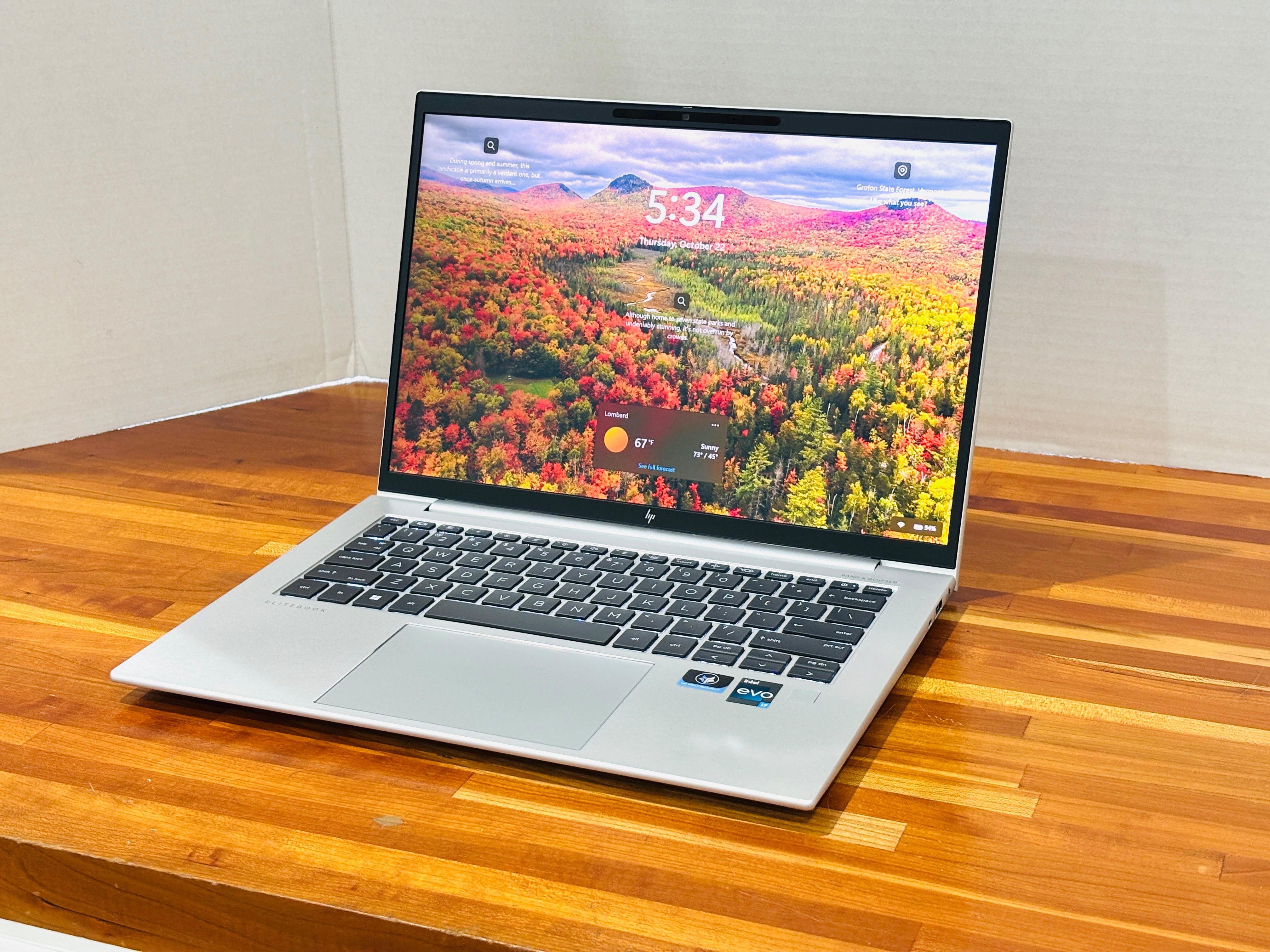 HP EliteBook G9 14” Core i7-12th Gen 8GB DDR5 512GB SSD Like New